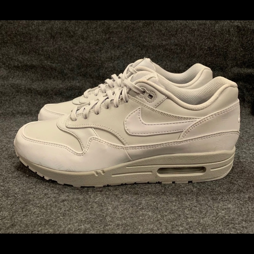 Nike Women’s Air Max 1 LX Pure Platinum Reflective